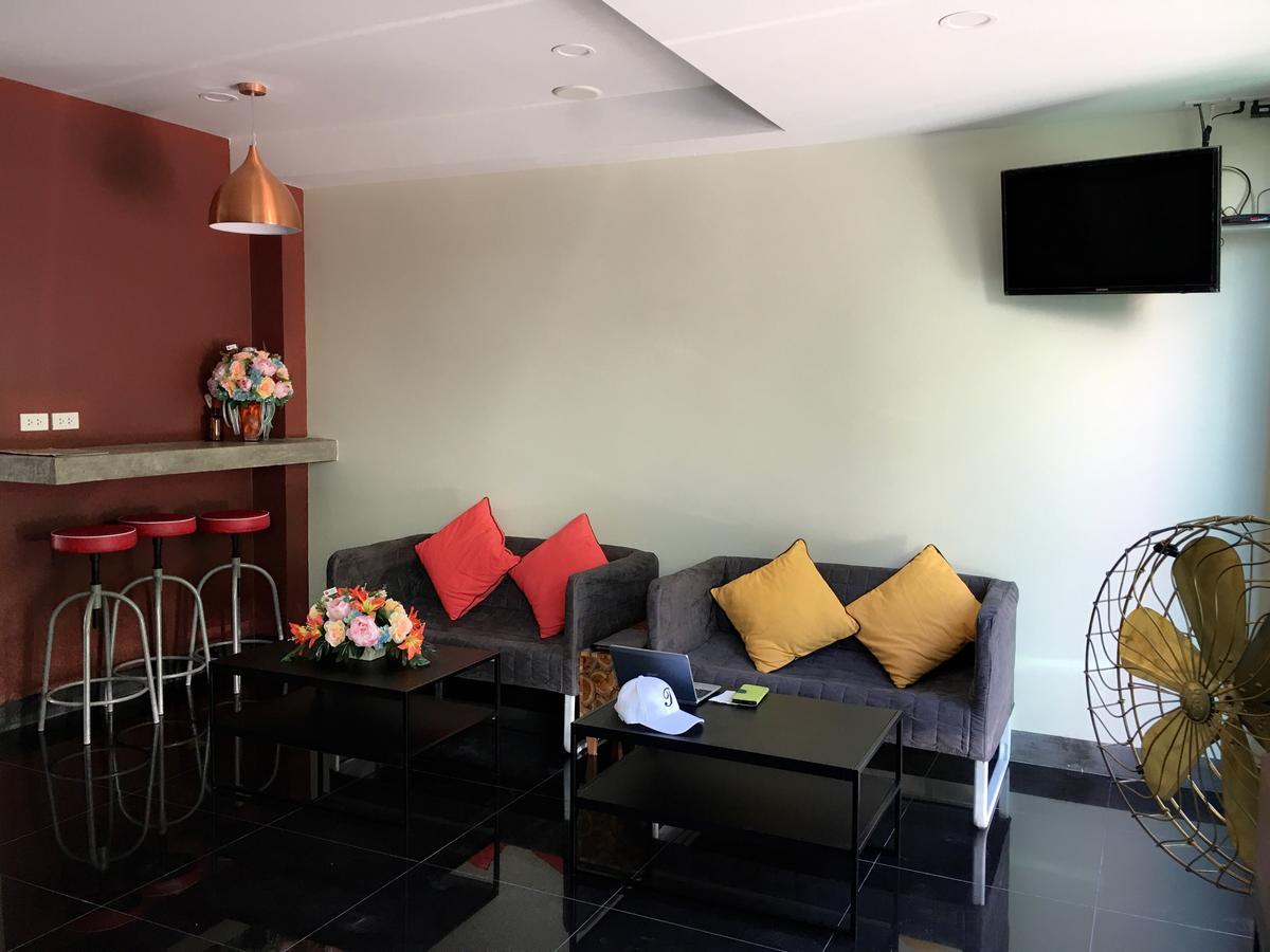 U Sleep Chiangmai Hotell Chiang Mai Exteriör bild