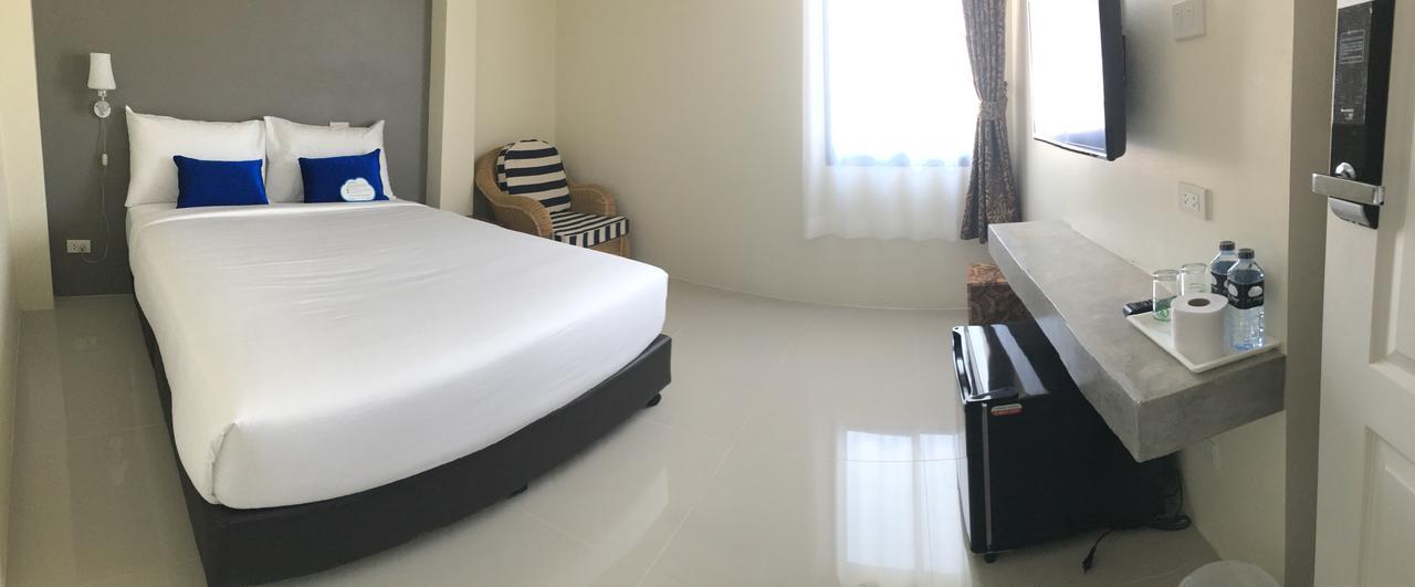 U Sleep Chiangmai Hotell Chiang Mai Exteriör bild