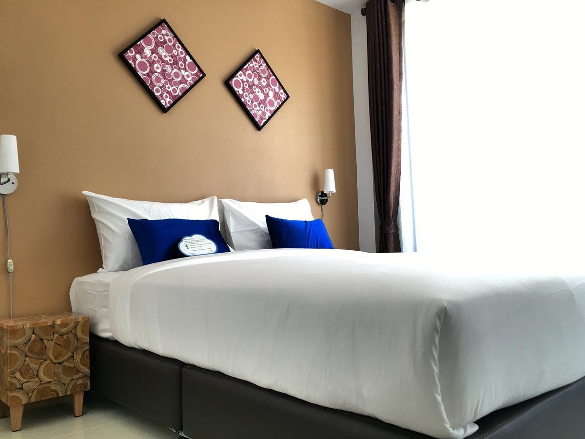 U Sleep Chiangmai Hotell Chiang Mai Exteriör bild