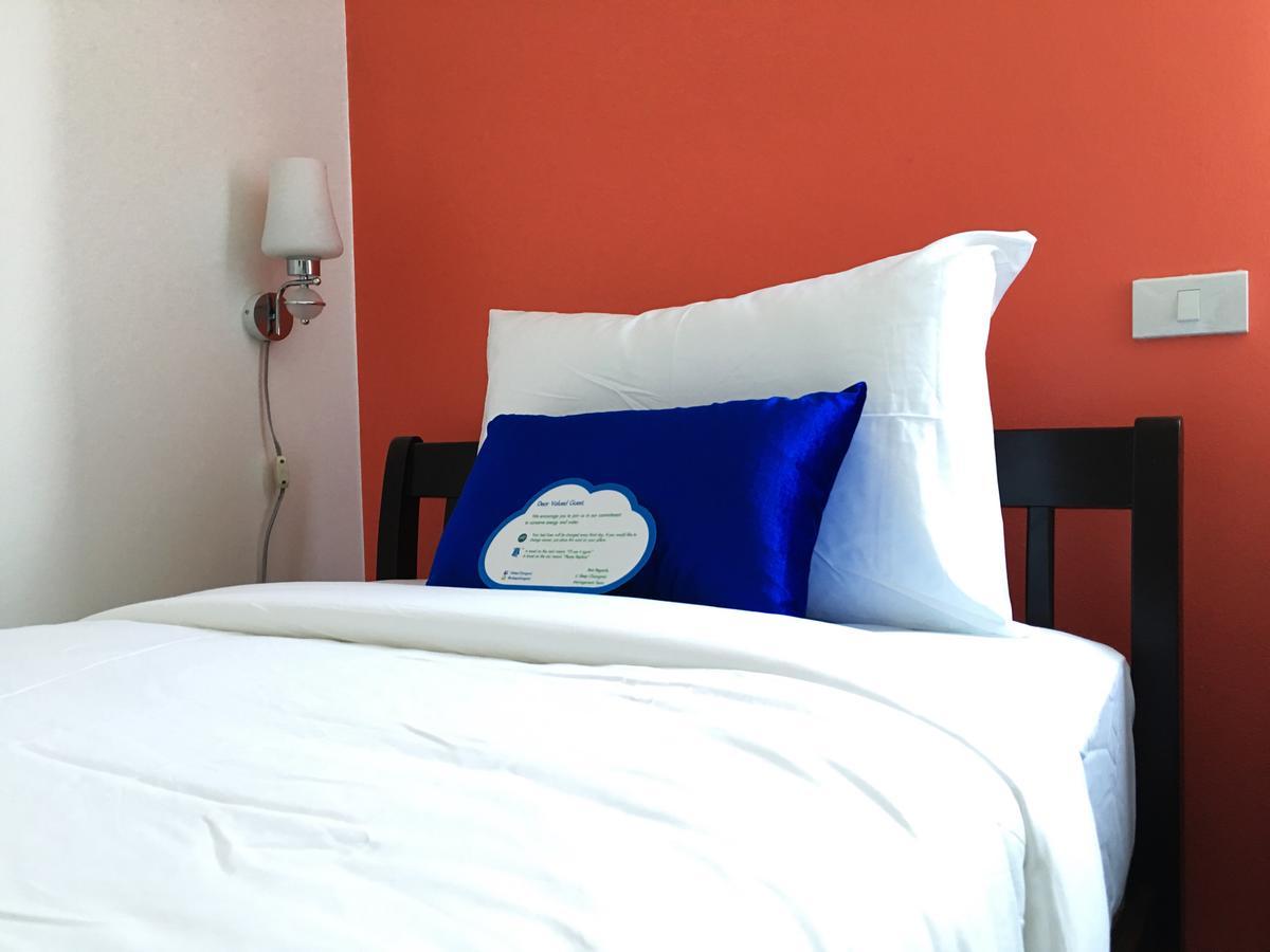 U Sleep Chiangmai Hotell Chiang Mai Exteriör bild