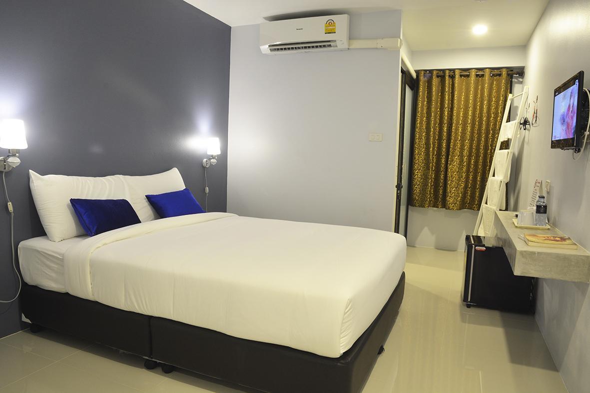 U Sleep Chiangmai Hotell Chiang Mai Exteriör bild